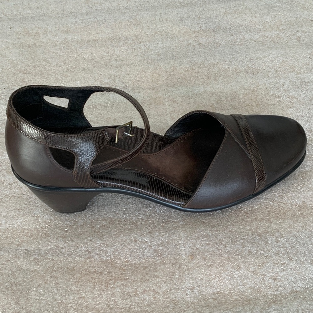 Dansko Dark Brown Leather Women's Heels